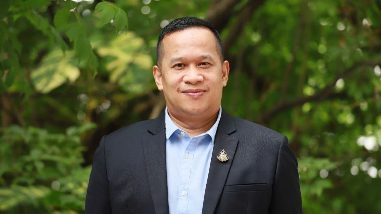'อนุสรณ์' เชื่อ 'ทักษิณ' พักโทษ ฟื้นพลังศรัทธาพรรคเพื่อไทยกลับมาได้