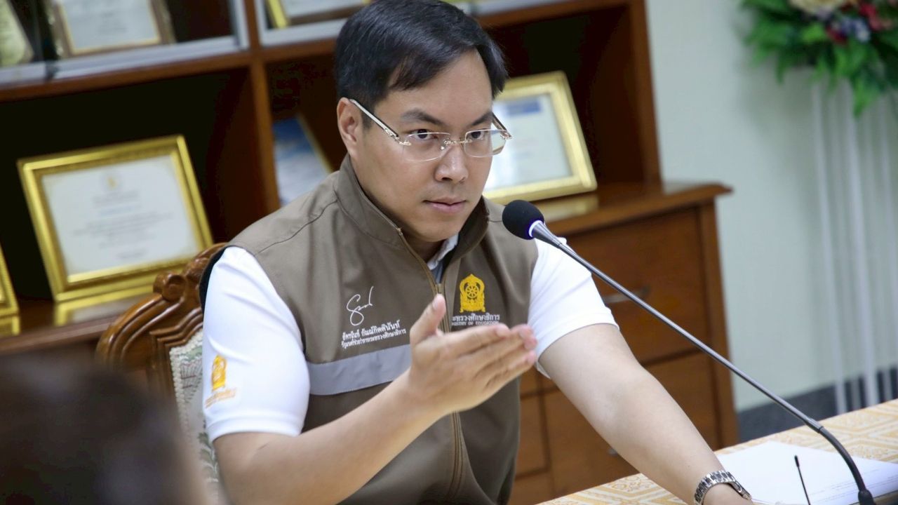 ศธ.-พม. สั่งเพิกถอนใบอนุญาต 'ครูหื่น' ตลอดชีพ ขีดเส้น 2 สัปดาห์เยียวยาเป็นธรรม