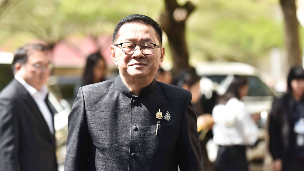 'ประเสริฐ' ย้ำ อนุโลมไม่ต้องซื้อชุดลูกเสือเต็มรูปแบบ ไม่ชี้ชัดเพื่อไทยส่งผู้สมัคร สก.