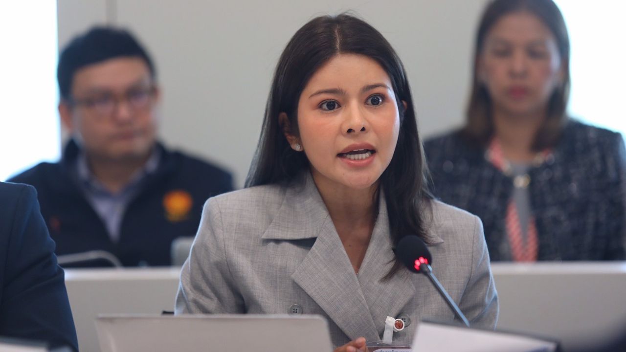 'ลิซ่า' แฉ กว้านซื้อที่ดิน 500 ไร่จากบริษัทนอมินี อาม่า รอรับโครงการ 'แลนด์บริดจ์'