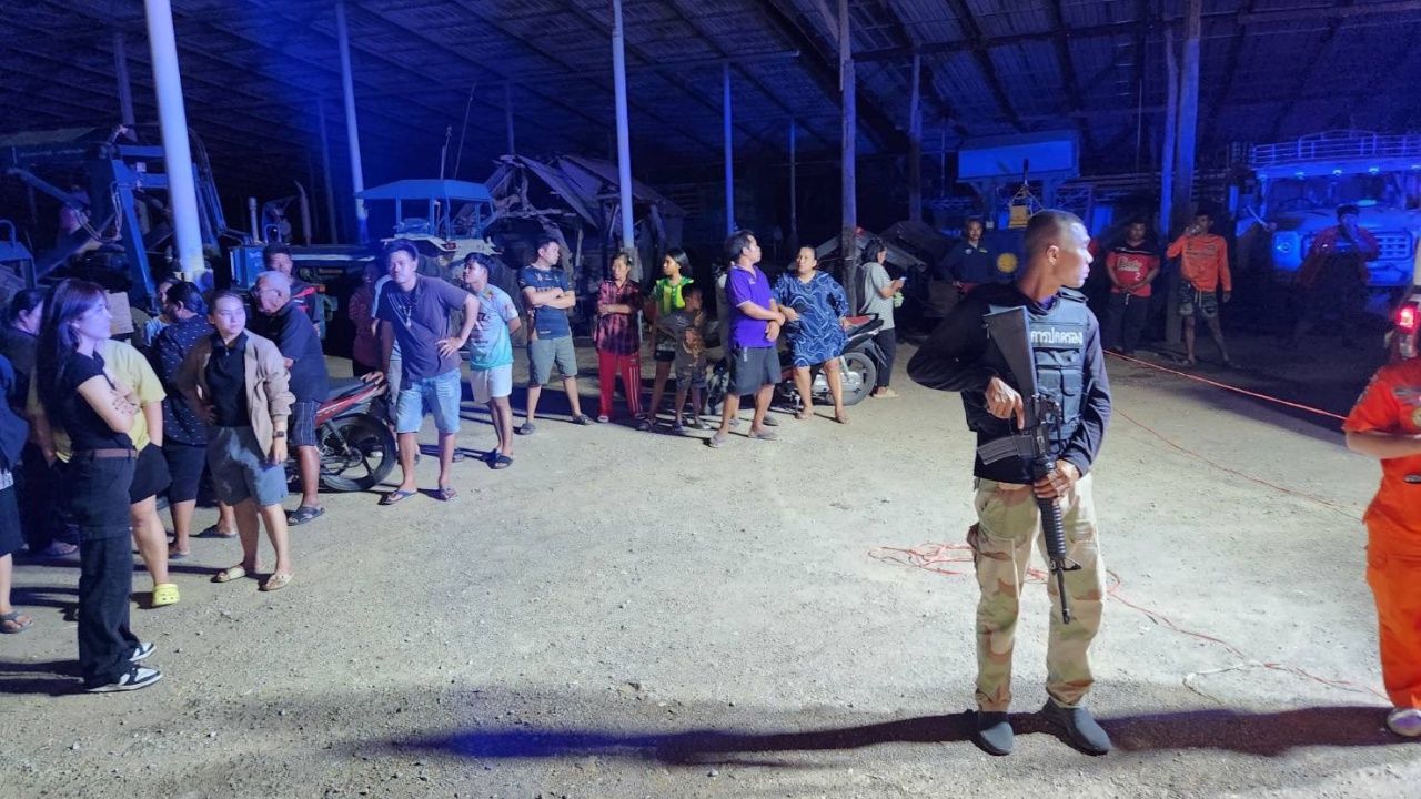 ยิงดับ 3 ศพ กาญจนบุรี ตำรวจ สภ.ลาดหญ้า เร่งไล่ล่าคนร้ายอยู่ระหว่างการหลบหนี