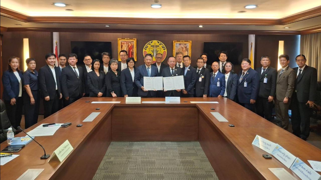 สภาทนายความผนึก 6 องค์กรสื่อ ลงนาม MOU ส่งทีมกฎหมายช่วยนักข่าวสู้คดีถูกฟ้อง