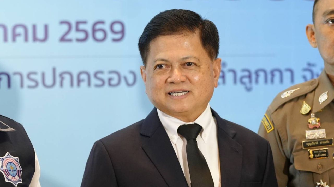 'นฤชา' เอาด้วยกับ 'ไชยวัฒน์' เล็งหารือทีมกฎหมายฟ้อง 'ภูมิธรรม-ปลัดมหาดไทย'