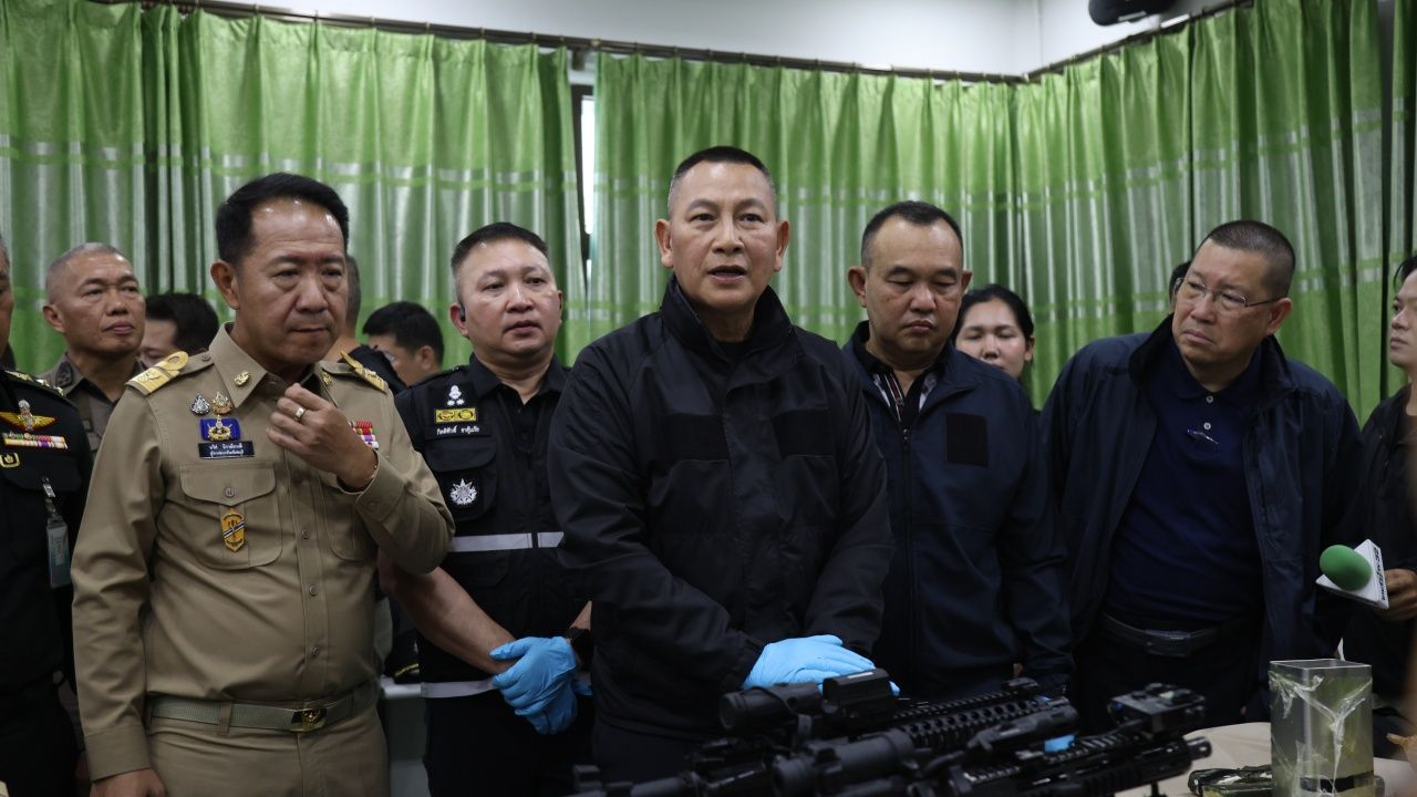 ผบ.ตร. สั่งเร่งขยายผลคดี 'หนุ่มจีนซุกคลังแสง' สอบ 5 ปมสำคัญ โยงการก่อวินาศกรรม