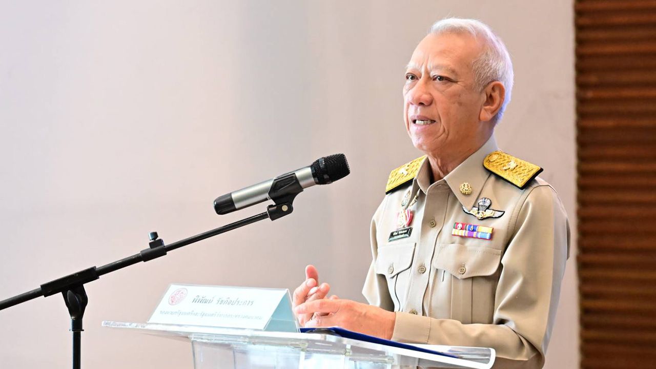 'พิพัฒน์' สั่งปัดฝุ่นแบริเออร์ยางพารา เร่ง 3 Quick-Win ลุยสะพานเกาะลันตา-สงขลา
