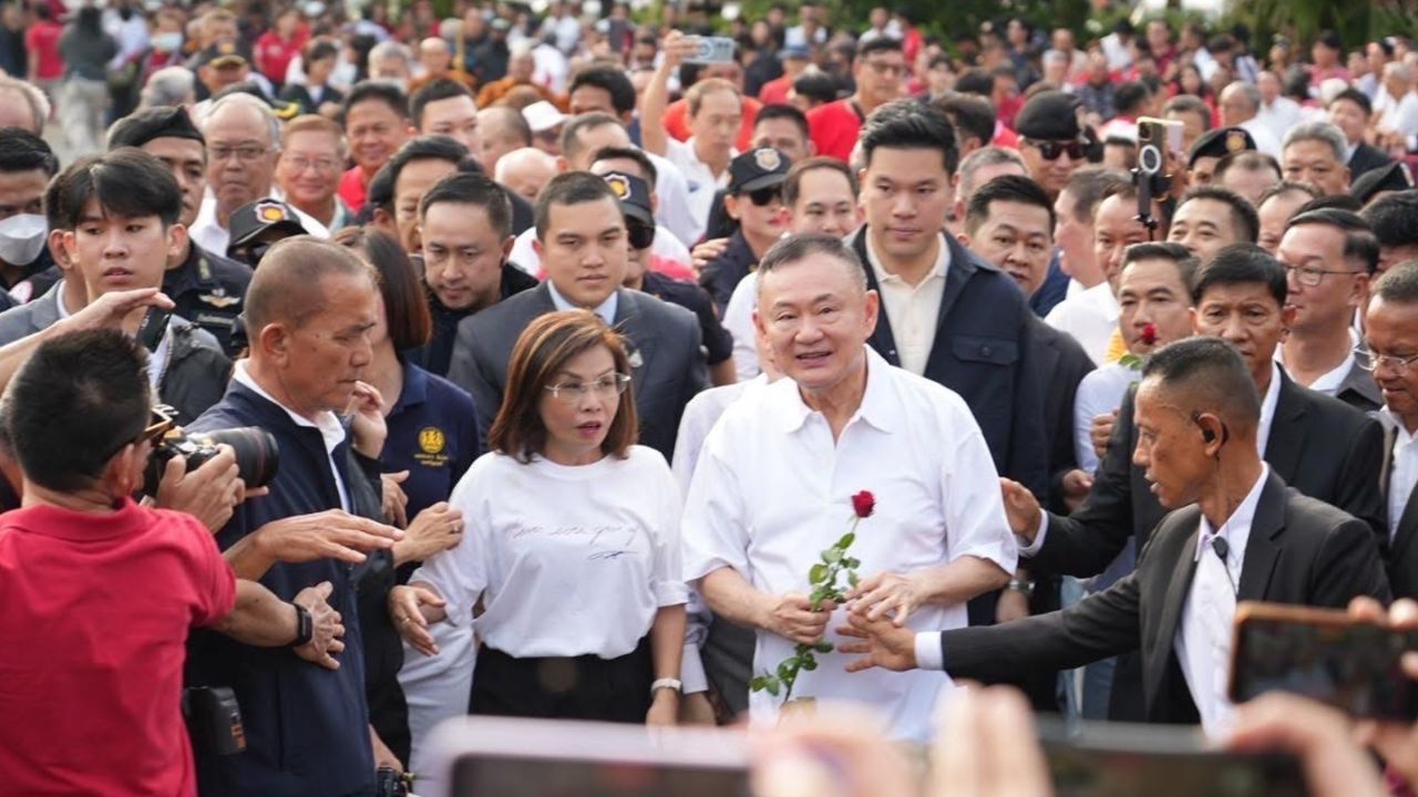 'มนพร' ยกย่อง 'ทักษิณ' นายกฯ ในดวงใจคนไทยตลอดกาล สะท้อนศรัทธาไม่เคยจางหาย