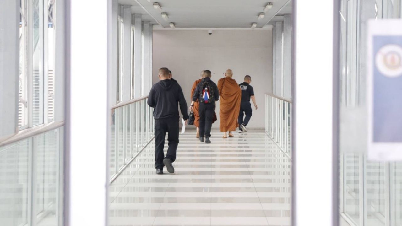 'พระคึกฤทธิ์' รับทราบข้อหา ยักยอกเงินวัด ทนายยื่นแย้ง ไม่ผิด ม.157