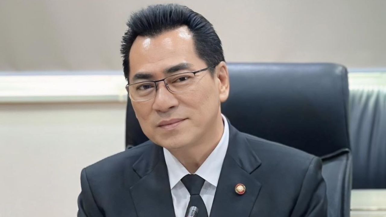 เปิดประวัติ นวรัตน์ อยู่บำรุง ส.ก.เขตหนองแขม 7 สมัย