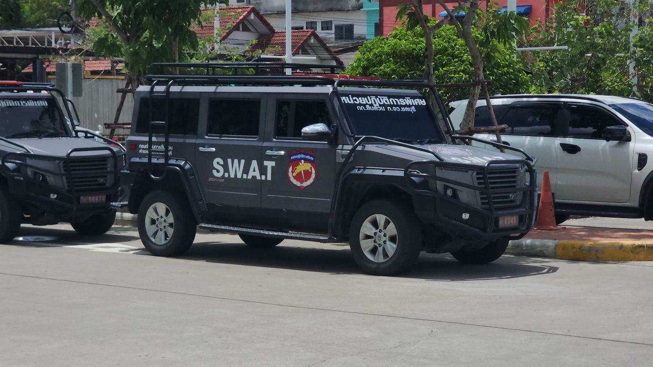 ตร.ยังคุมเข้ม 'หมิงเฉิน ซัน' เริ่มรู้สึกตัว ล้างท้องพบของเหลวสีฟ้า คาดกินยาเกินขนาด
