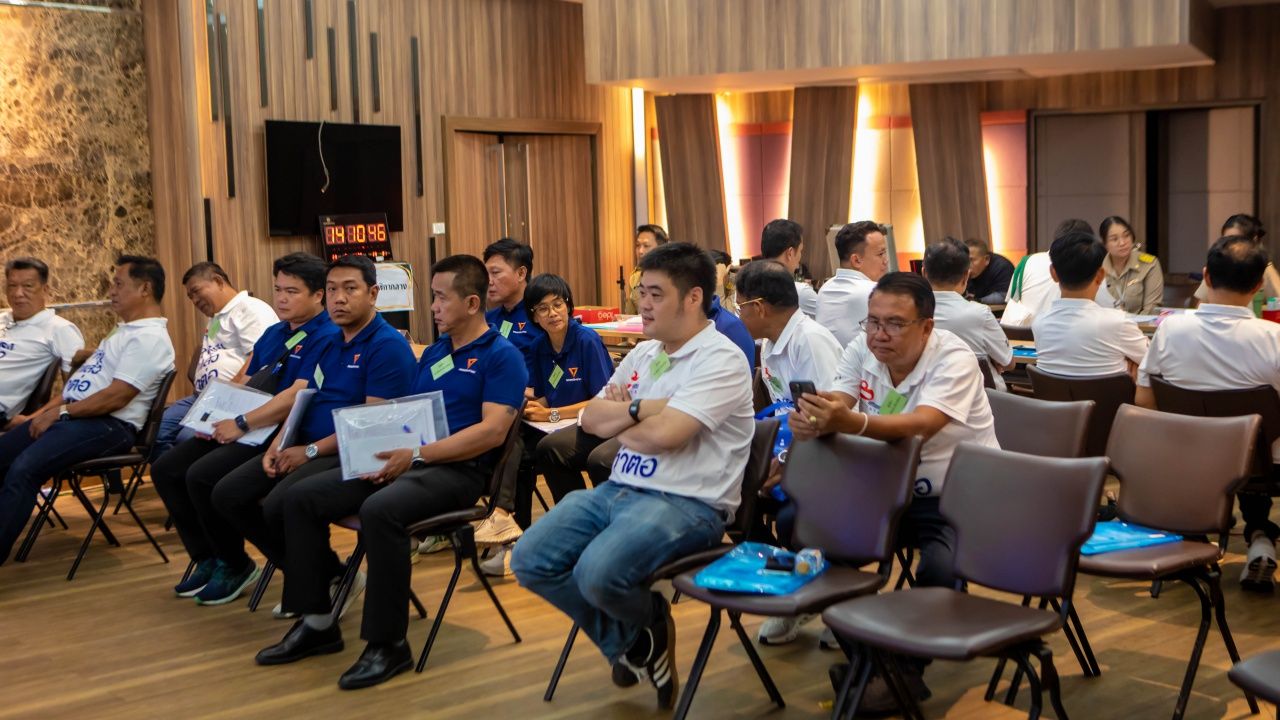 สมัครสมาชิกสภาเมืองพัทยา วันแรก เขต 1 มีผู้สมัครเพียงคนเดียว อีก 3 เขต แห่สมัครเพียบ