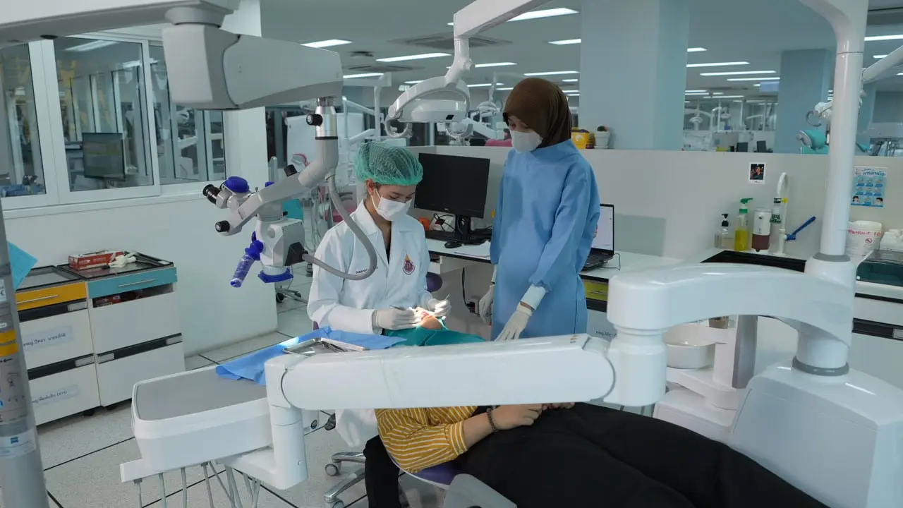 ข่าวดี! หลักสูตรทันตะอินเตอร์ ม.วลัยลักษณ์ ผ่านการรับรองสูงสุด 7 ปี จากทันตแพทยสภา