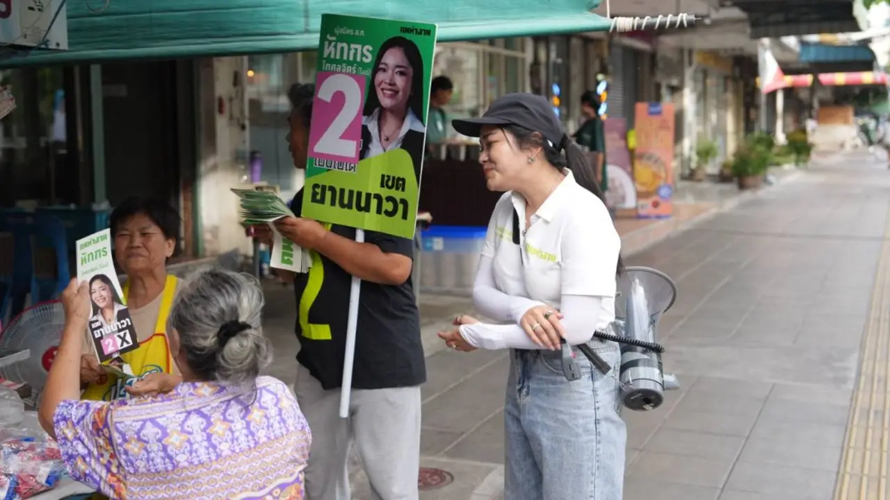 'ไอซ์-หัทกร' ผู้สมัคร สก. ลุยหาเสียงชูกลไกข้อกฎหมาย 'สร้าง-ปรับปรุง-ยกเลิก'