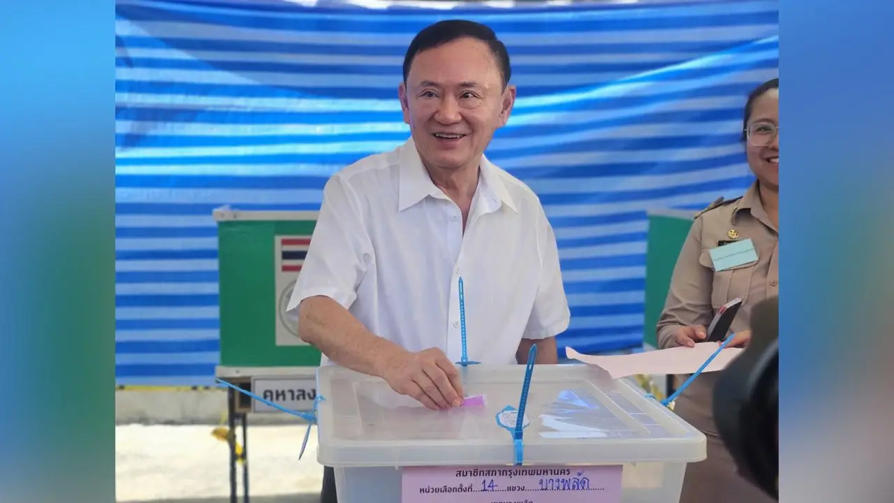 'ทักษิณ' ตื่นเต้น ใช้สิทธิเลือกตั้งครั้งแรกในรอบ 20 ปี ย้ำมาทำหน้าที่พลเมือง