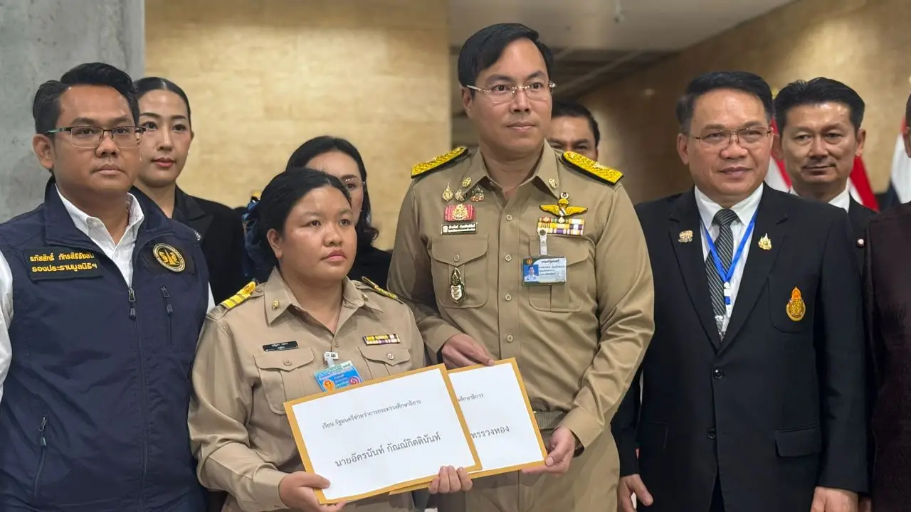 'อัครนันท์' ย้ำให้ความเป็นธรรม 'ครูนิ่ม' สั่งเร่งตรวจสอบ คาดใช้เวลา 2 สัปดาห์รู้ผล