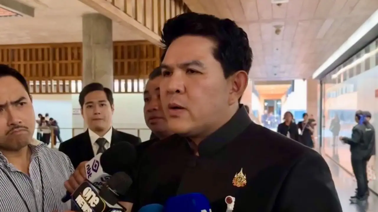 'สุรศักดิ์' ยันจับแอร์การบินไทยที่ออสเตรเลีย เรื่องส่วนตัวไม่กระทบองค์กร