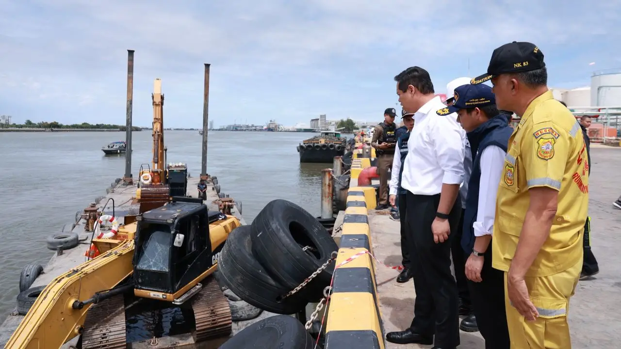 'สรรเพชญ' ลงติดตามเหตุ 'โป๊ะเรือล่ม' สั่งเร่งช่วยผู้ประสบเหตุ-ค้นหาผู้สูญหาย
