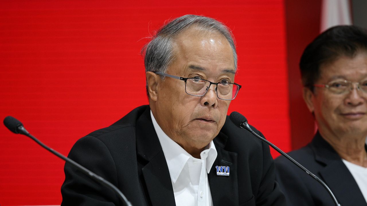 'ชูศักดิ์' หวังเห็นการแก้ รธน. เป็นวาระแห่งชาติที่ทุกฝ่ายร่วมมือ ยื่นสภาฯ 4 มิ.ย.