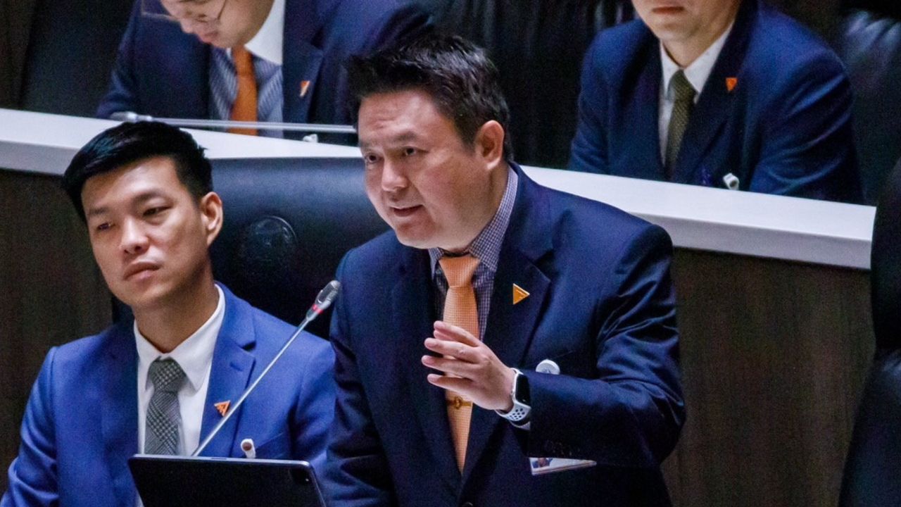 'สุรเชษฐ์' จับตา ครม. เคาะค่ารถไฟฟ้า '40 บาทตลอดวัน' ฟันธงไม่กล้าประกาศใช้ในสิ้นปี