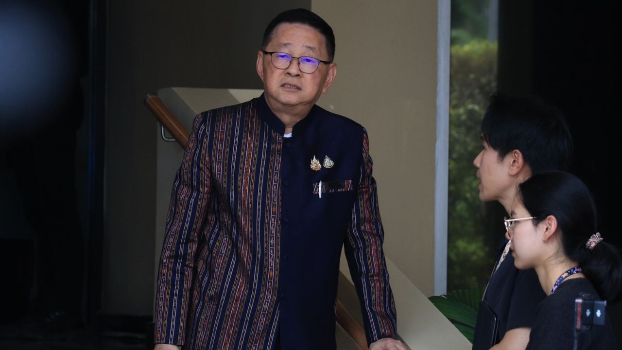 'ประเสริฐ' ยินดี 'ทักษิณ' พ้นโทษ มั่นใจไม่ยุ่งงานพรรคเพื่อไทย เผยมีโอกาสจะไปขอคำปรึกษา