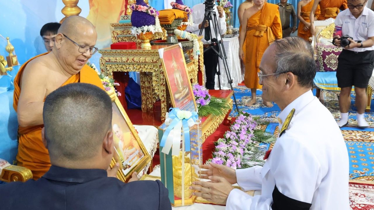 รองผู้ว่าฯ นครนายก น้อมถวายมุทิตาจิต แด่ 'พระเทพวัชรพรหมคุณ' เจ้าคณะจังหวัดนครนายก