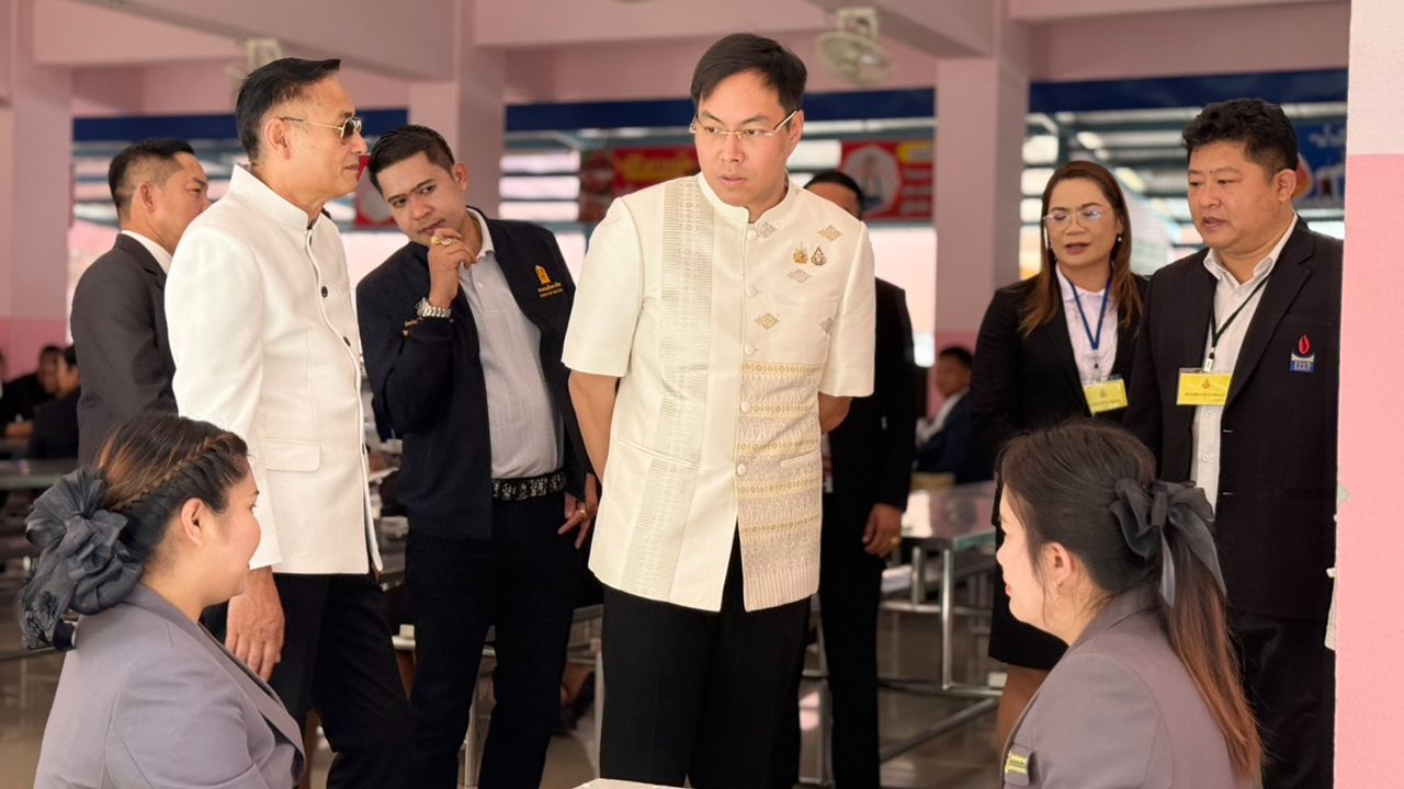 'อัครนันท์'ลงพื้นที่ตรวจเยี่ยมสอบครูผู้ช่วย จ.กาญจนบุรี ย้ำต้องโปร่งใสเป็นธรรม