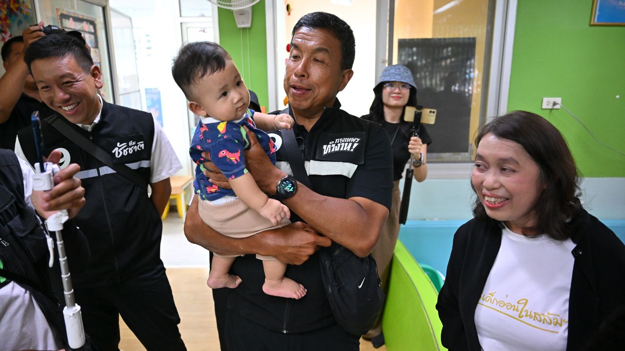 'ชัชชาติ' ชูเมืองเลี้ยงลูกได้ ดันศูนย์เด็กเล็กทั่วกรุง หนุนเอกชน-ชุมชนร่วมอุ้ม