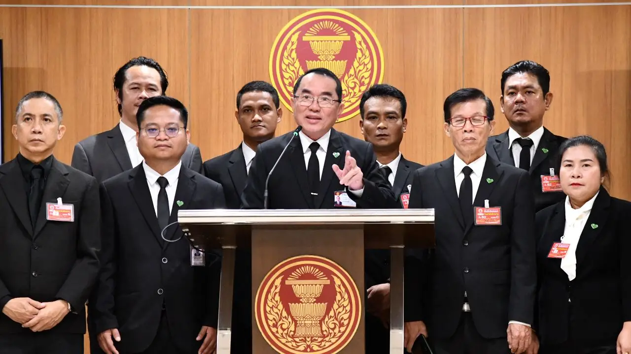 'วรงค์' ค้านมติคงบำนาญอดีต สส.-ผู้ช่วย 8 คน ชี้ต้องเอาภาษีไปดูแลพวกสอบตก