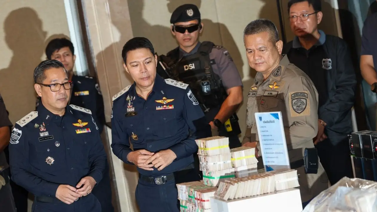 แถลงคดี Forex เถื่อน ยึดทรัพย์มหาศาล พบเส้นเงินโยง 'ภาวุธ-ฟิล์ม' ย้ำยังไม่ใช่ผู้ต้องหา