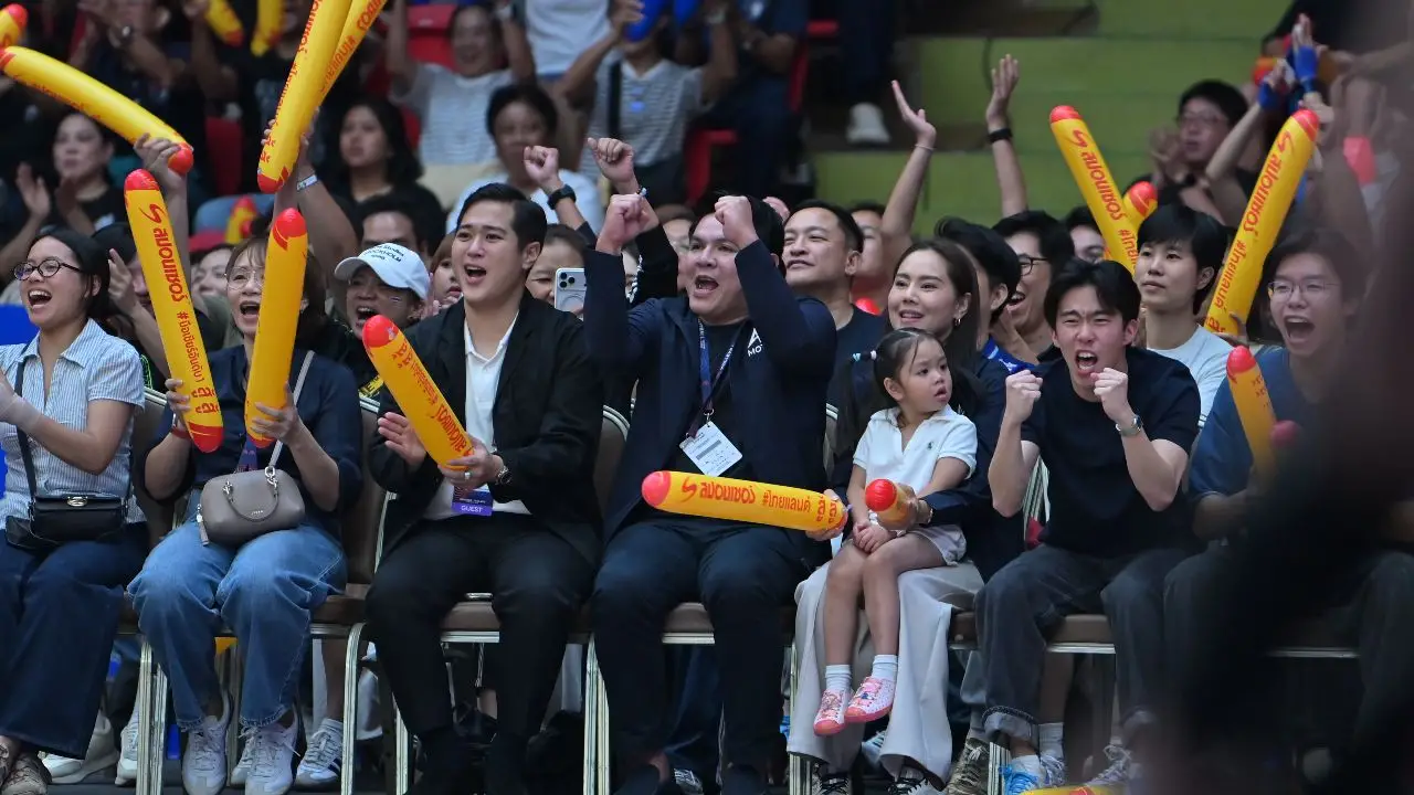 'สุรศักดิ์' ชื่นชมวอลเลย์บอลหญิงทีมชาติไทยสุดยอด เอาชนะแคนาดา ศึก VNL 2026