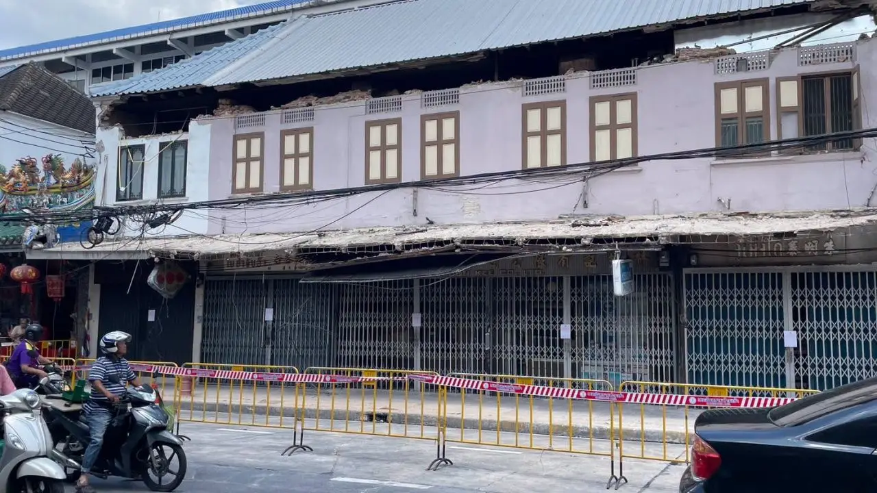 กทม. เผยผลตรวจเบื้องต้นเหตุ 'กันสาดร่วง' พบเสียหายเฉพาะส่วน ไม่กระทบโครงสร้างหลัก