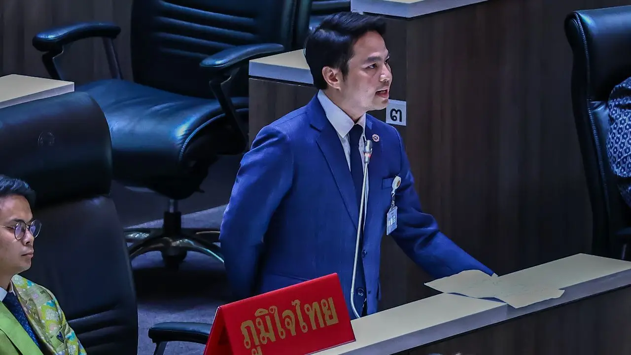 ย้อน 'พริษฐ์' แก้รัฐธรรมนูญต้องยึดหลักการ ไม่ใช่ยึดตัวบุคคล