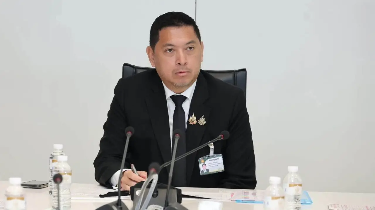 'นิกร' ส่ง ศรส.มุกดาหาร เร่งตรวจสอบข้อเท็จจริง เด็ก 11 ปี ขับรถพุ่งชนคณะพระเดินธุดงค์