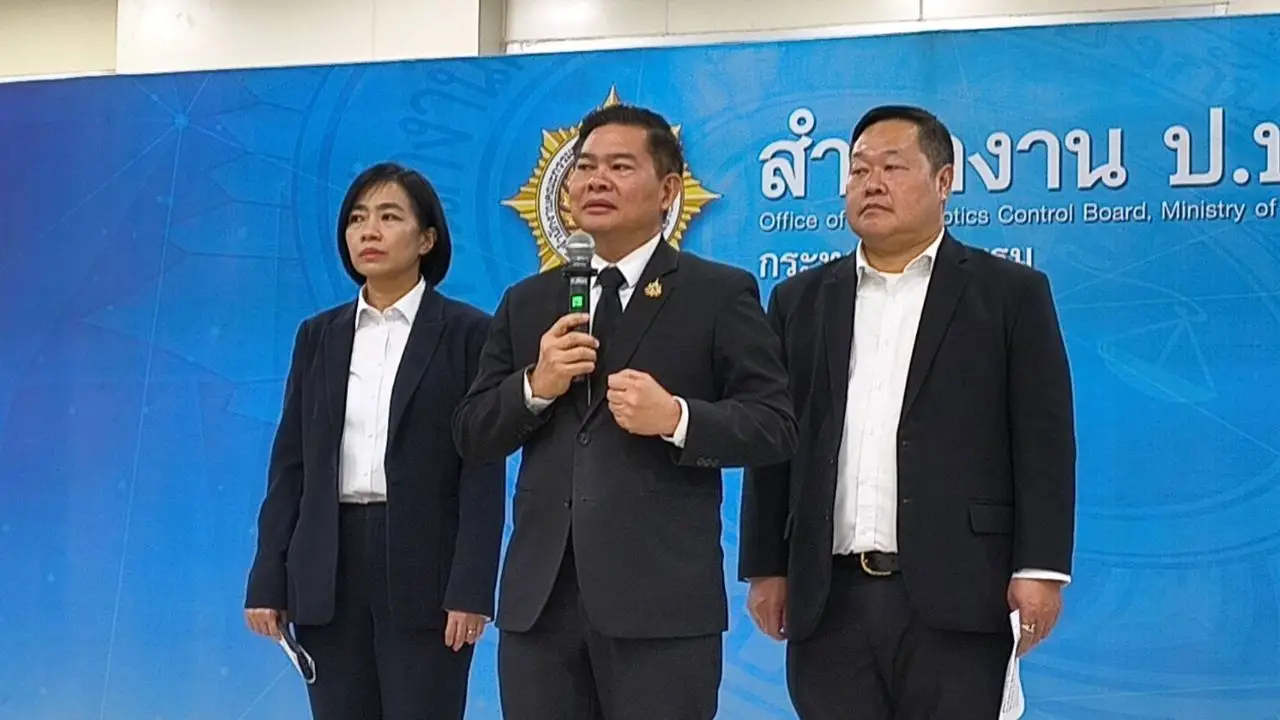 ป.ป.ส. ค้น 2 จุดเครือข่ายค้าเฮโรอีนข้ามชาติ โยง 'คดีแอร์สาว' ชงดีเอสไอรับเป็นคดีพิเศษ