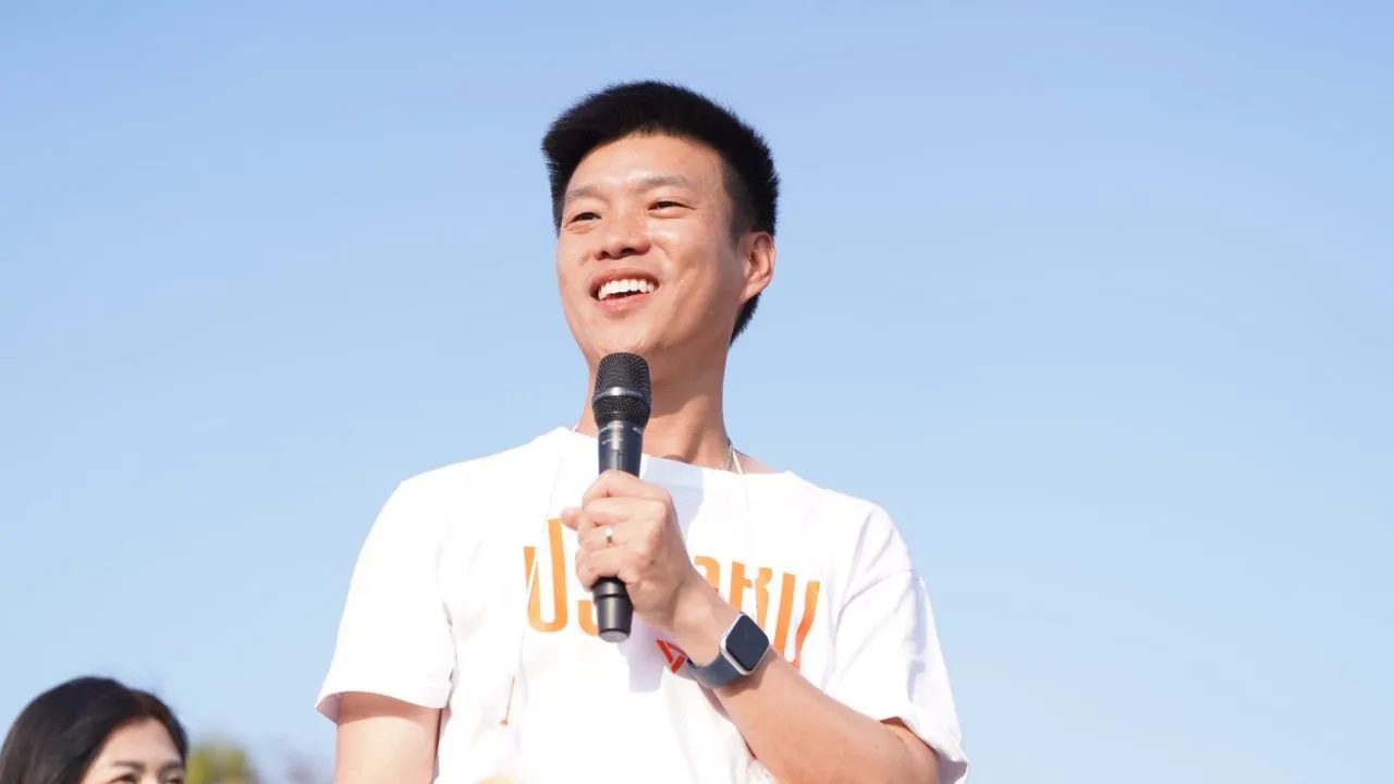 'นิด้าโพล' เผย คนอยากให้ 'เท้ง' นั่งนายกฯ พร้อมหนุนพรรคประชาชน มาที่ 1