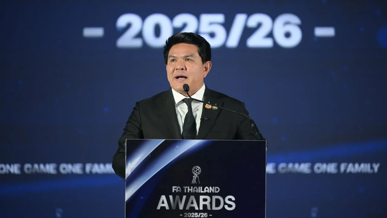 'สุรศักดิ์-มาดามแป้ง' มอบรางวัล FA Thailand Awards 2025/26 ลุยดันลีกเยาวชนทั่วประเทศ