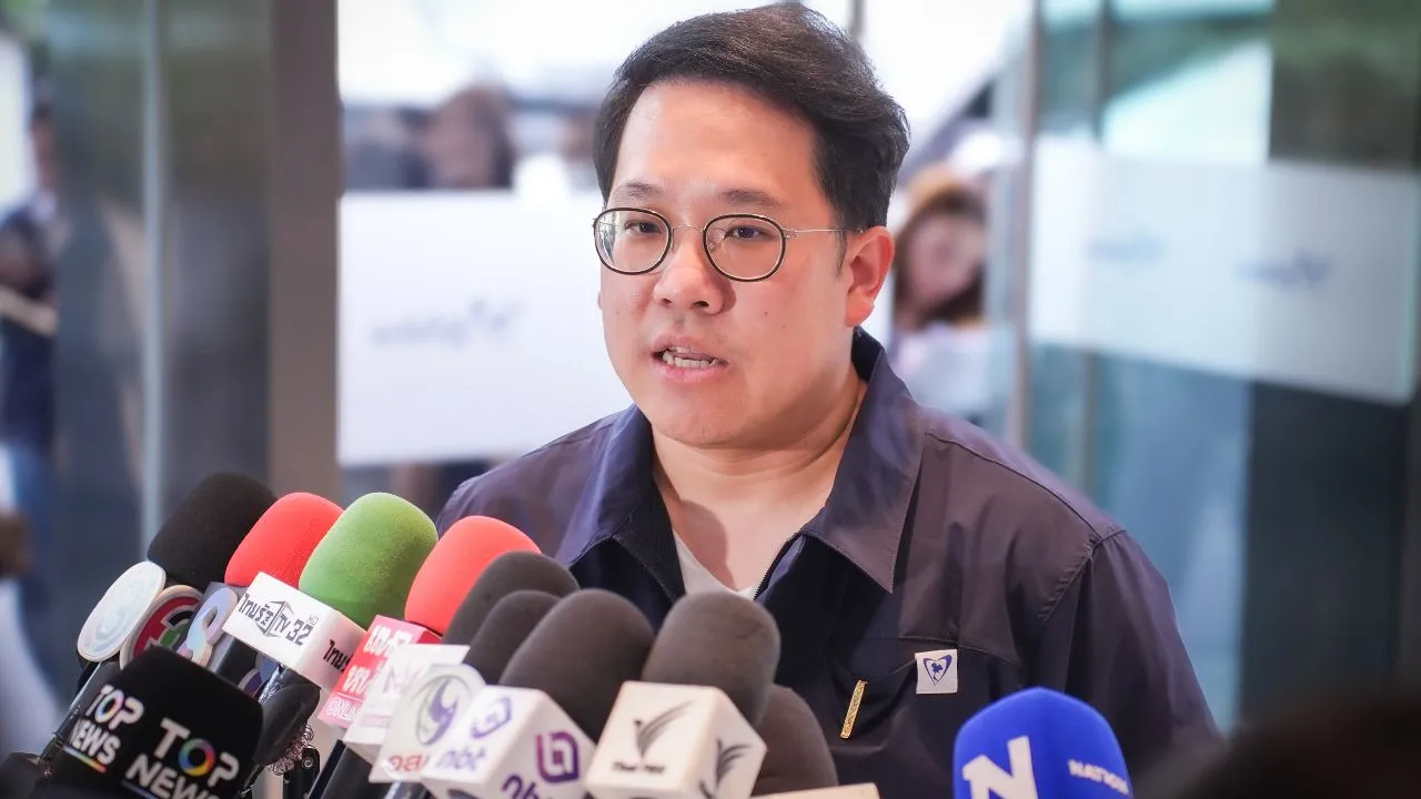 'พัฒนา' ยืนยันไม่ปล่อย 'เกียร์ว่าง' ชูยุทธศาสตร์คุมเข้มกัญชา