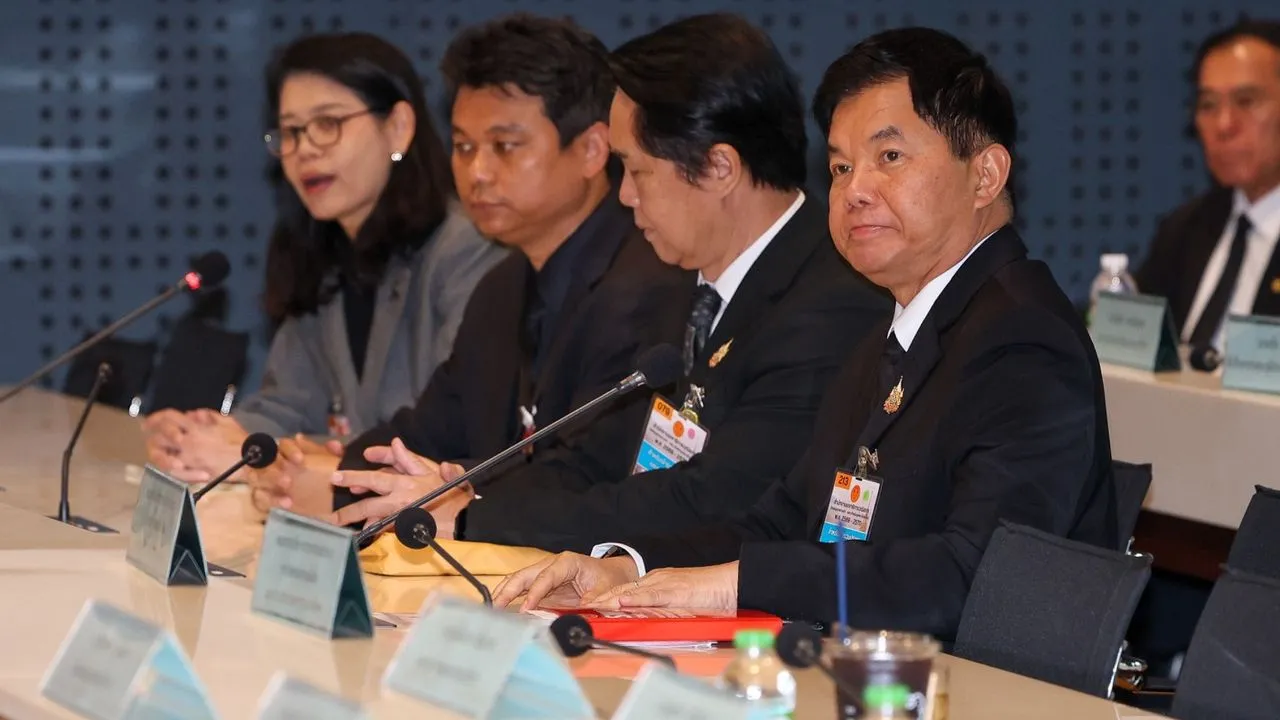 กมธ. ป.ป.ช. ถกโกงสอบ สถ. อธิการบดี มศว.-ผอ.สำนักทดสอบ มาชี้แจงตามนัด
