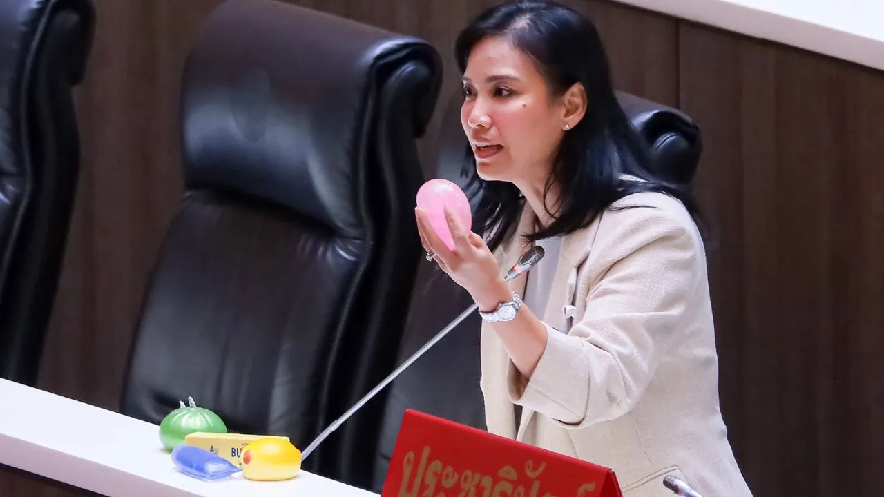 'รัดเกล้า' เตือน 'ของเล่นปีศาจ' ทะลักไทยผ่านแพลตฟอร์มออนไลน์ จี้สภาผู้บริโภคยกระดับคุ้มครองเด็ก