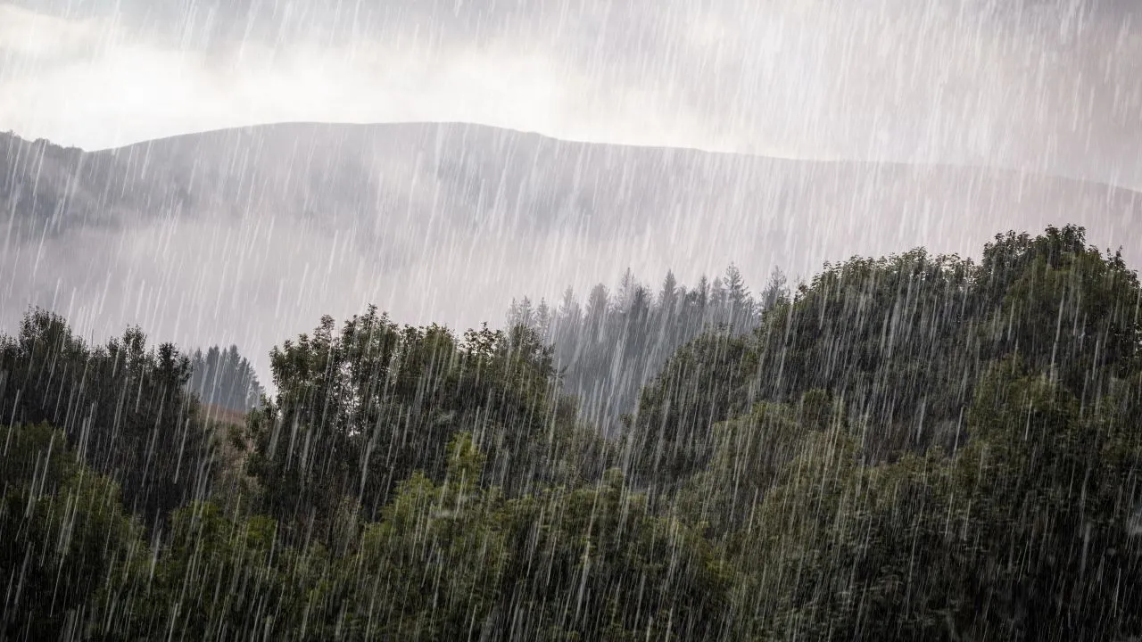 อากาศวันนี้ ไทยฝนตกหนักบางแห่ง อ่าวไทย-อันดามัน คลื่นลมแรง เตือนระมัดระวังเดินเรือ