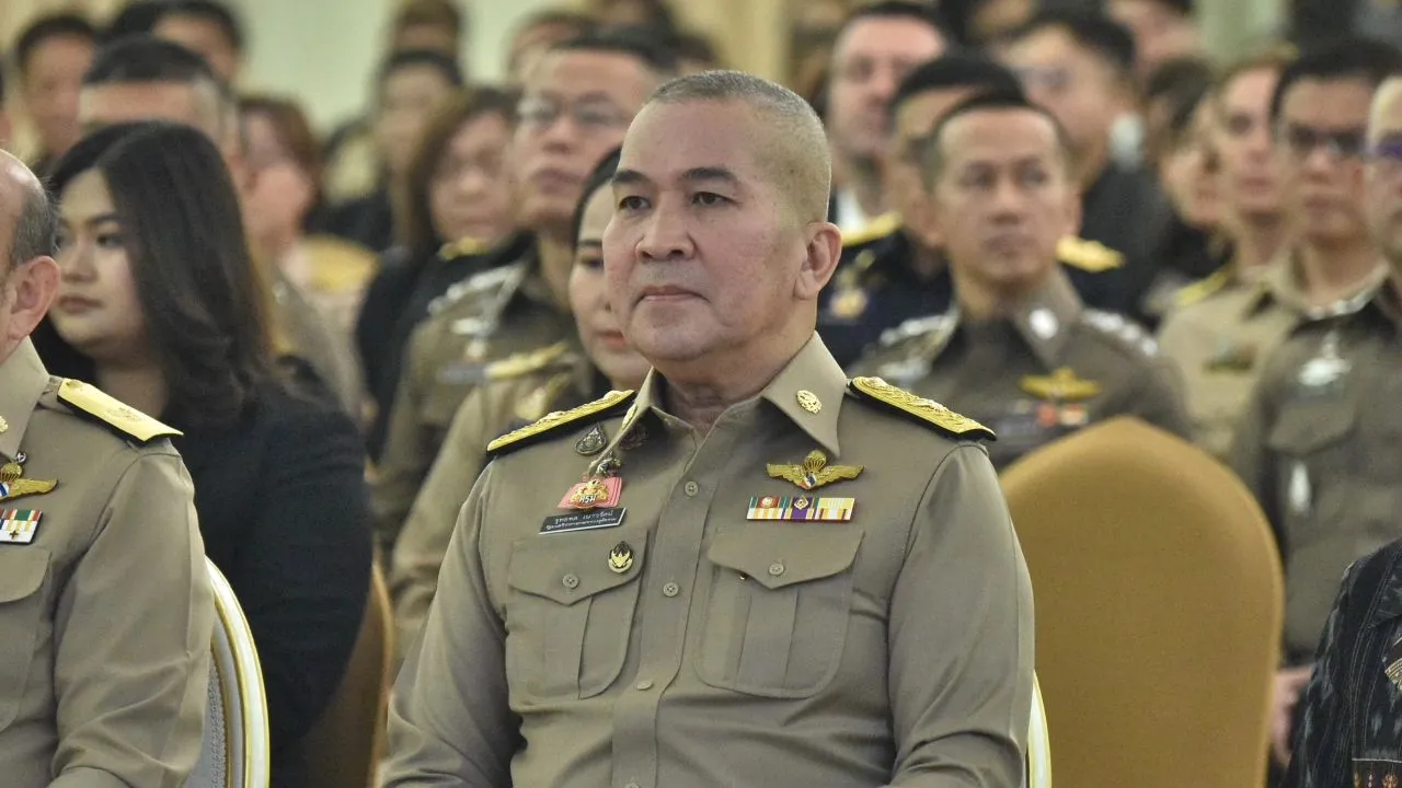 'รุทธพล' เซ็นอนุมัติ 'พงษ์สวาท' พ้นราชการแล้ว หลังยื่นลาออกปลัดยุติธรรม ยันทำตามกรอบกฎหมาย