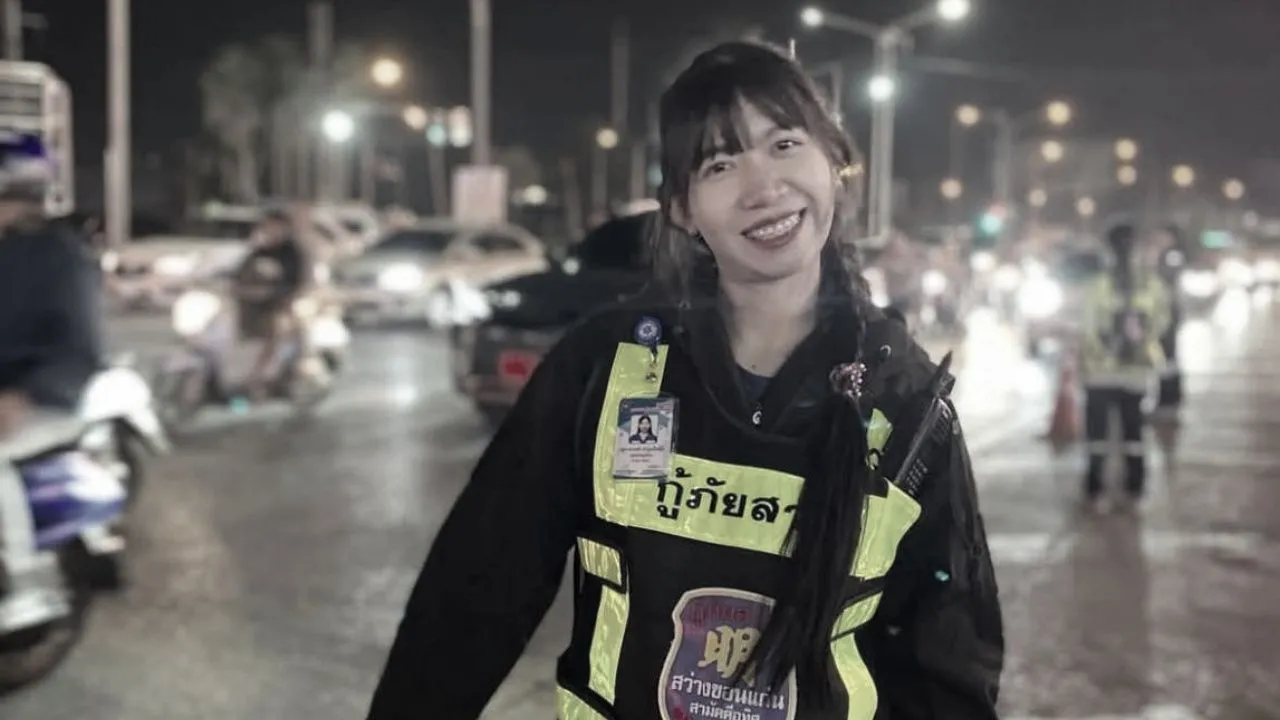 อาลัย 'น้องอุ้ม' อาสากู้ภัย เหยื่อเพลิงไหม้โรงเบียร์ ร่างถึงบ้านเกิดแล้ว