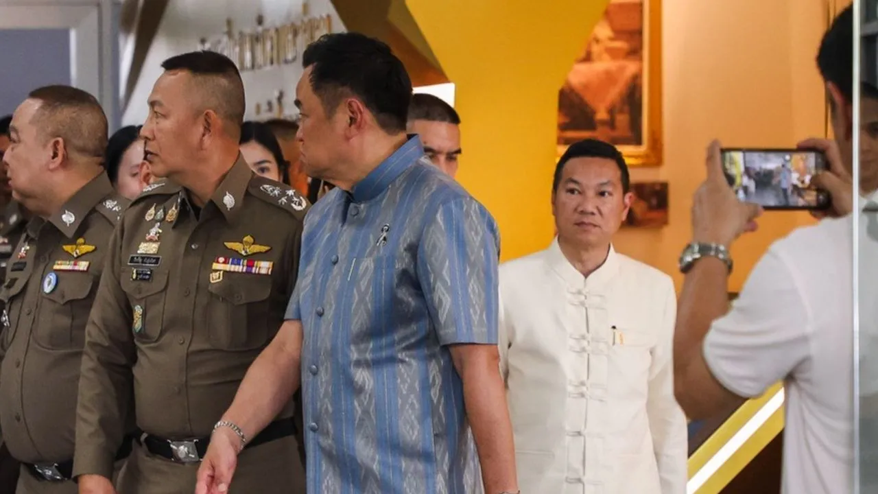 ปลัด มท. รุดรายงานนายกฯ แถลงทุจริตสอบท้องถิ่น แจง 'อนุทิน' ไม่มีอำนาจเพิกถอนเอง