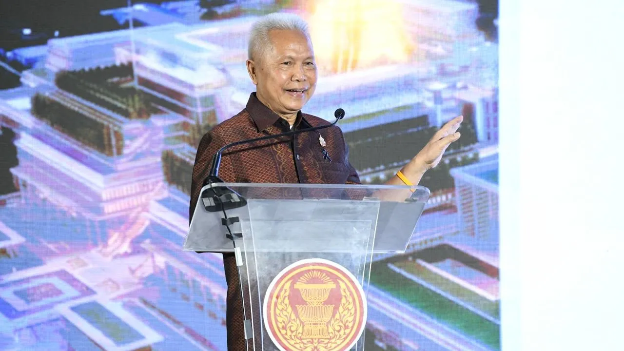 'โสภณ' ปลื้มผลงานสภาผู้แทนราษฎรไม่ล่ม อยู่ 4 เดือน ลดค่าไฟฟ้าได้ 4 ล้านบาท