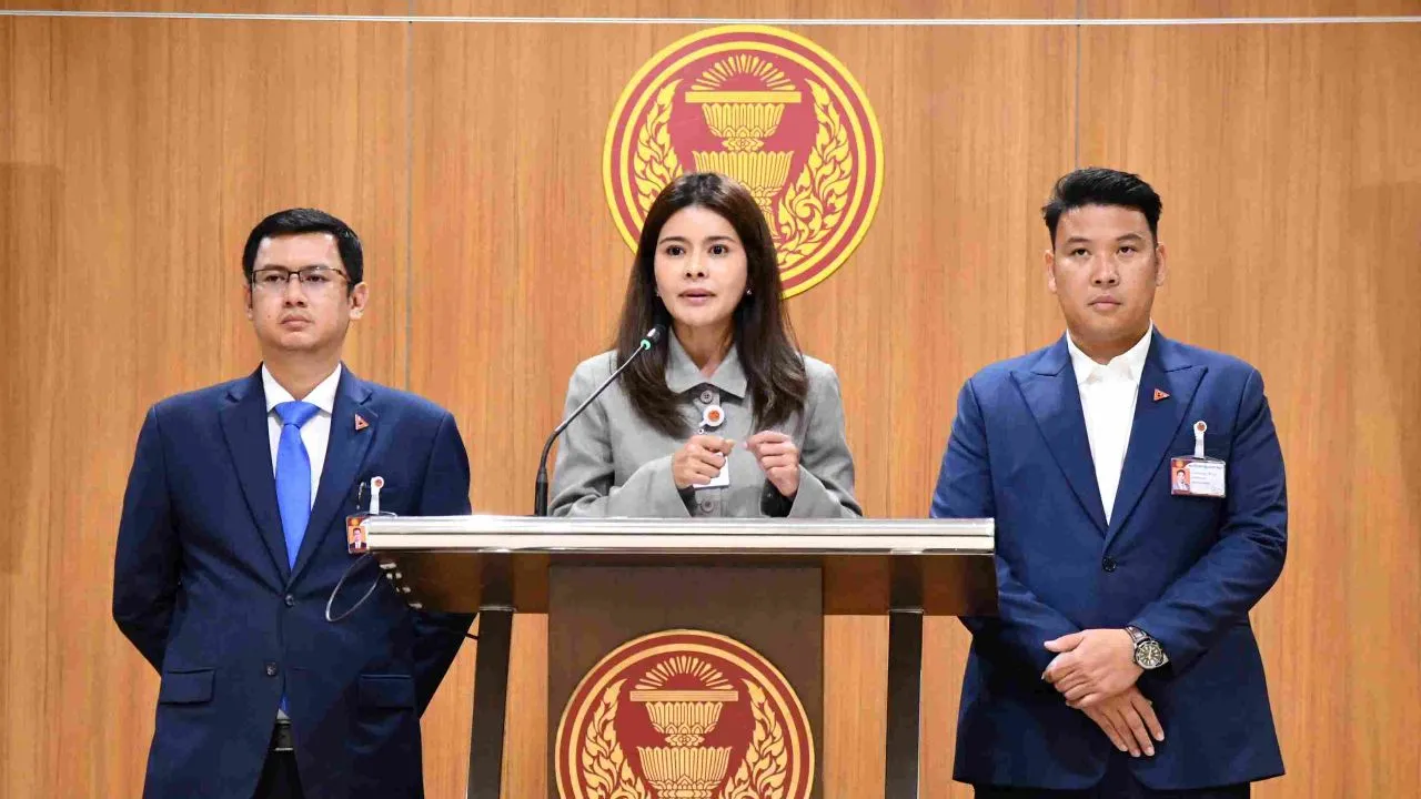 'ลิซ่า' ซัดโกงสอบท้องถิ่น ล่าช้า เอาผิดกับใครไม่ได้เลย ทั้งที่ผ่านมา 1 เดือน