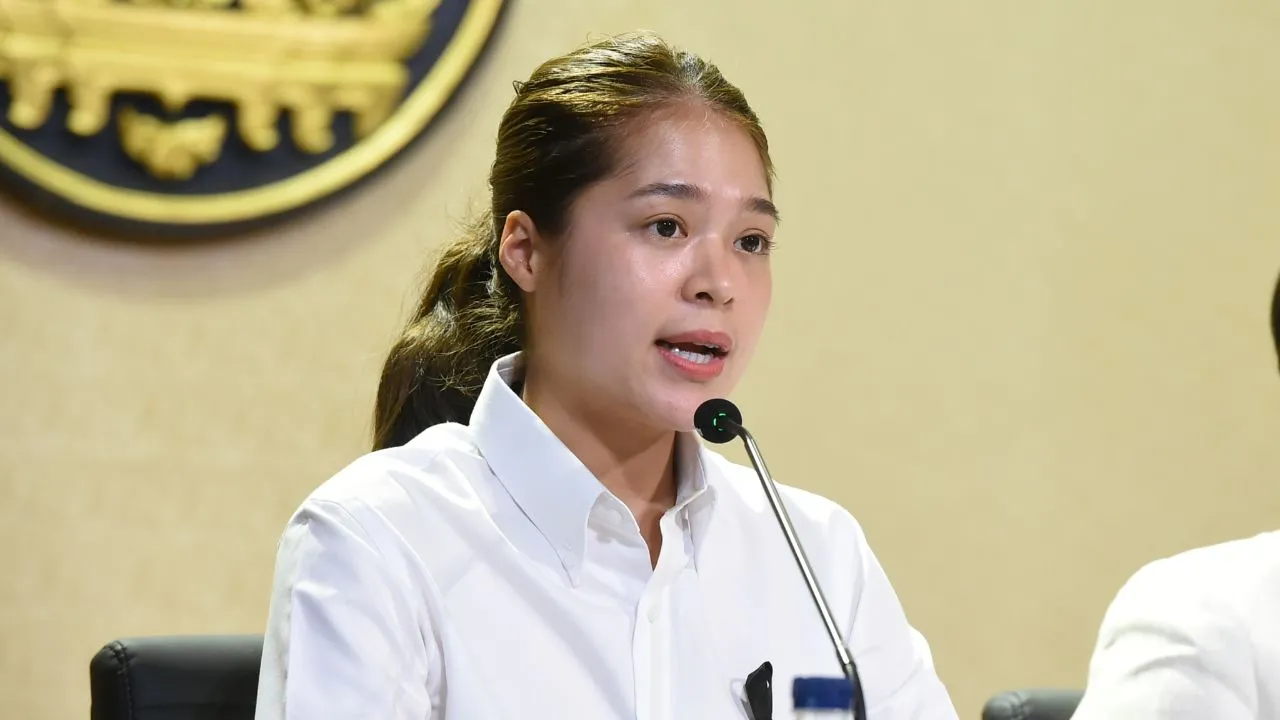 กัญชาไม่เสรี รัฐบาลย้ำ สธ. คุมเข้มช่อดอก ซื้อ-ขายต้องมีใบสั่งแพทย์ ลักลอบนำออกนอก เจอคุก 10 ปี