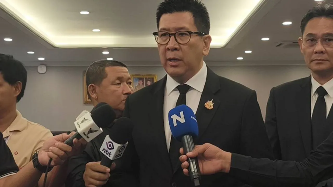 'เอกนิติ' ปิดฉาก แลนด์บริดจ์ หลังผลศึกษาชี้ ไม่คุ้มค่าทางเศรษฐกิจ กระทบสิ่งแวดล้อมสูง