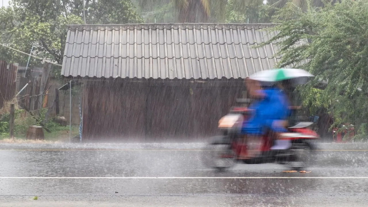 อุตุฯ ฉบับ 3 เตือนฝนตกหนักช่วง 26-30 ก.ค. 69 พร้อมอัปเดตเส้นทางพายุโนอึล