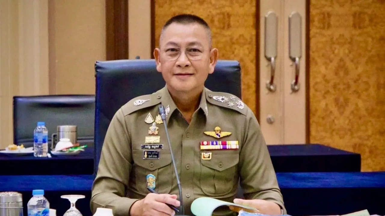 'บิ๊กต่าย' ยืนยันไม่เคยคิดย้าย 'รองไมค์' หวังตำรวจทุกนายร่วมกันทำงานตามหน้าที่
