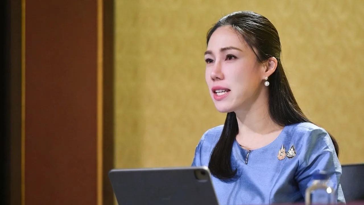 'ศศิกานต์' หนุน 'ปกรณ์' ปฏิรูประบบราชการ เสนอจัดตั้ง 'ศาลที่ดิน' แก้ข้อพิพาทรัฐ-ประชาชน