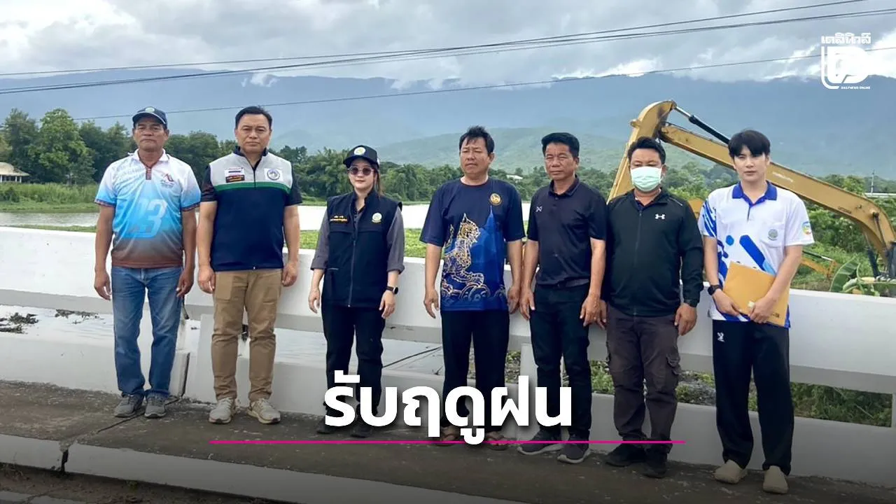 ชลประทานเชียงใหม่ เร่งเปิดทางน้ำรับฤดูฝน ระดมเรือขุดกำจัดผักตบชวา